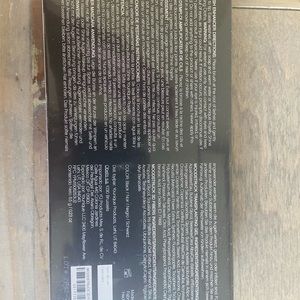 Younique fiber lash mascara new never open. They no longer make this mascara.